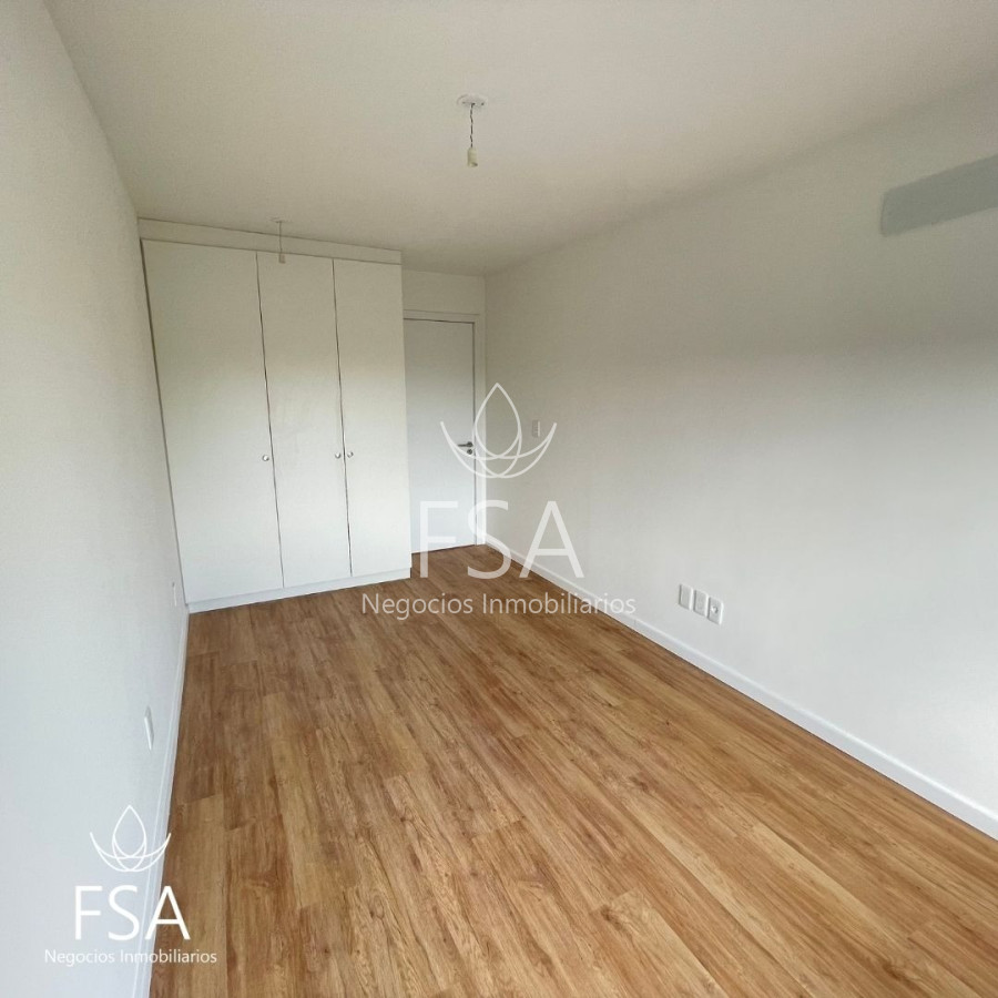 Apartamento ID.32 - Venta Apartamento 2 Dormitorios Con Renta Balcón Al Frente Tres Cruces Montevideo St