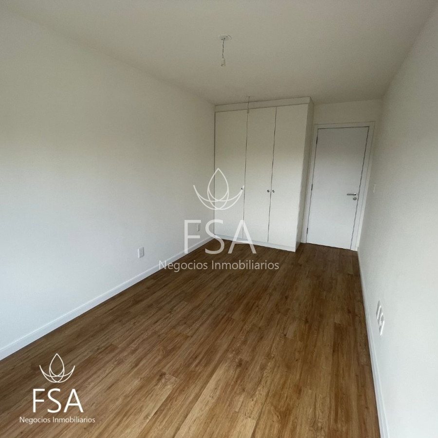 Apartamento ID.32 - Venta Apartamento 2 Dormitorios Con Renta Balcón Al Frente Tres Cruces Montevideo St