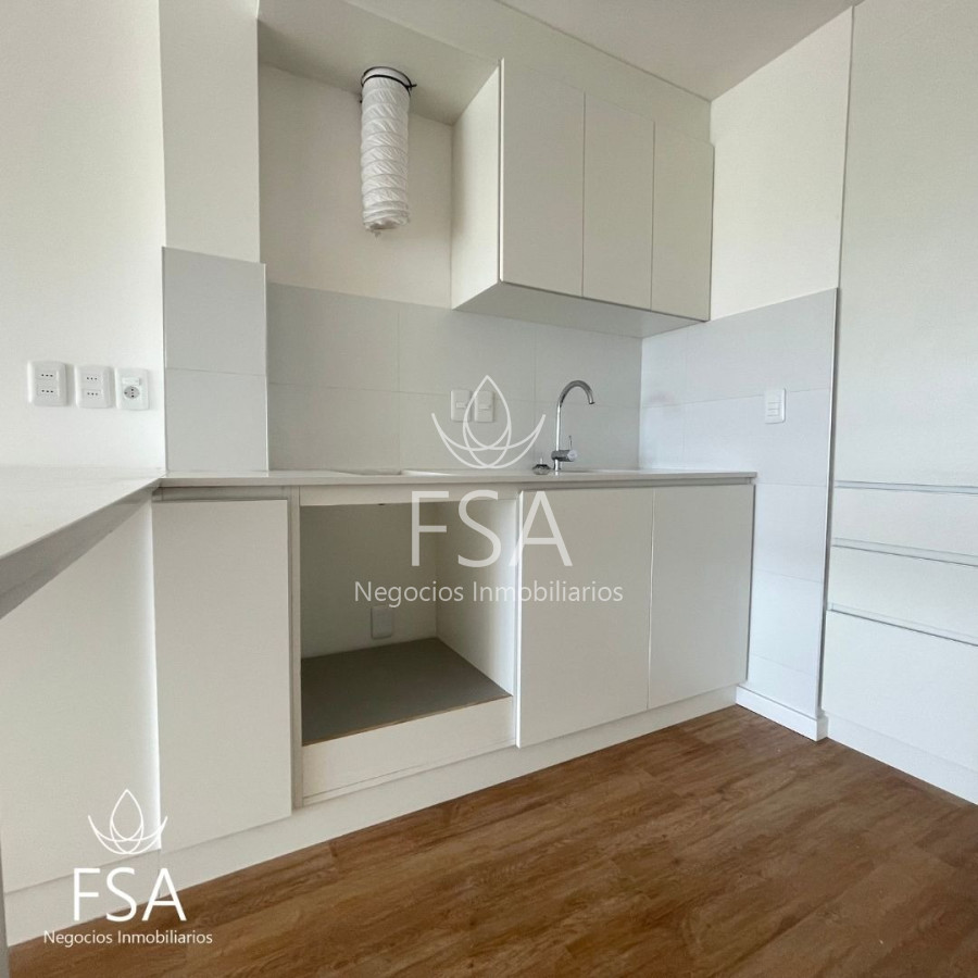 Apartamento ID.32 - Venta Apartamento 2 Dormitorios Con Renta Balcón Al Frente Tres Cruces Montevideo St