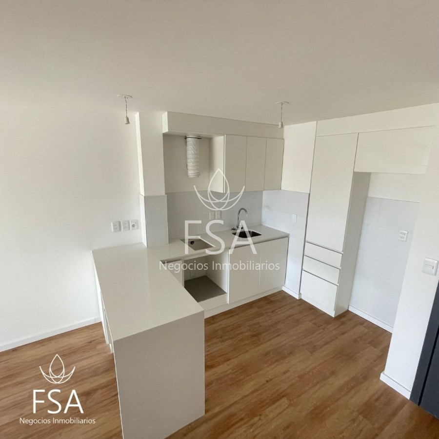Apartamento ID.32 - Venta Apartamento 2 Dormitorios Con Renta Balcón Al Frente Tres Cruces Montevideo St