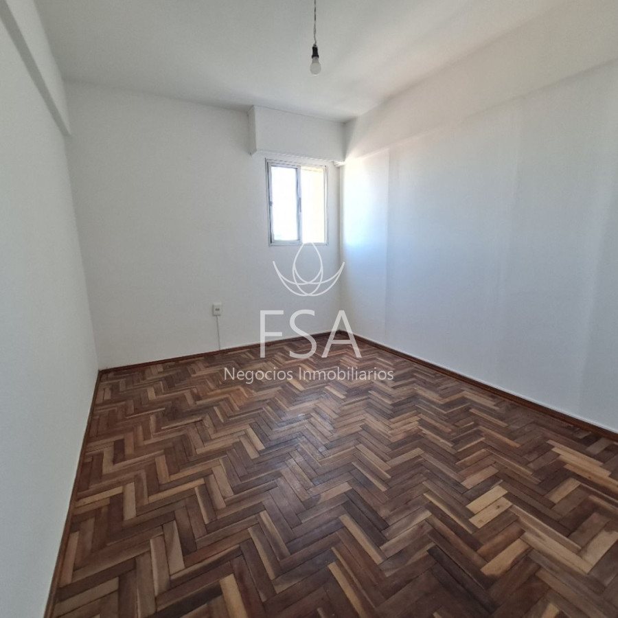Apartamento ID.487 - Alquiler Apartamento 3 Dormitorios Vista Despejada Centro Montevideo E