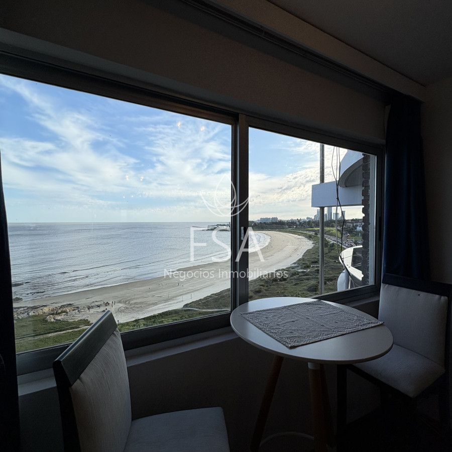 Apartamento ID.391 - Alquiler Apartamento 2 Dormitorios Vista al mar Malvín Montevideo Ev