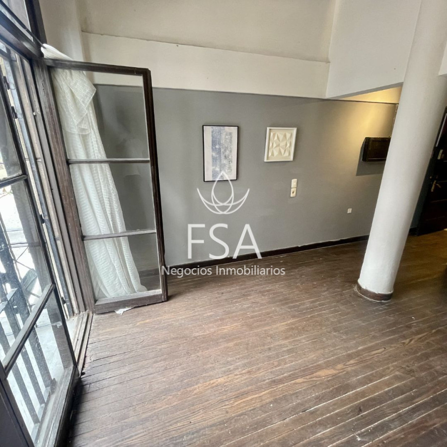 Apartamento ID.454 - Alquiler Apartamento 1 Dormitorio Estilo Loft Balcón Ciudad Vieja Montevideo St