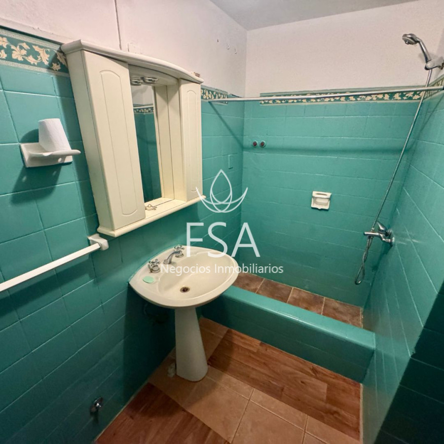 Apartamento ID.183 - Alquiler Apartamento 2 Dormitorios Terraza Centro Montevideo E