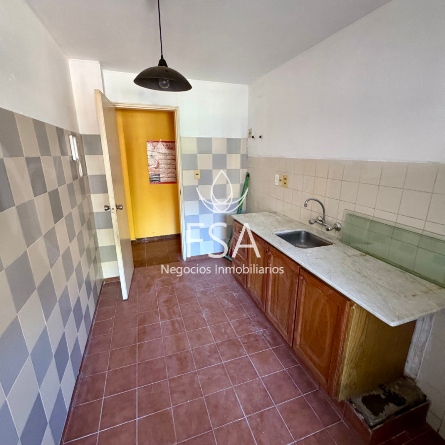 Apartamento ID.361 - Alquiler Apartamento 2 Dormitorios Balcón Garaje Aguada Montevideo E