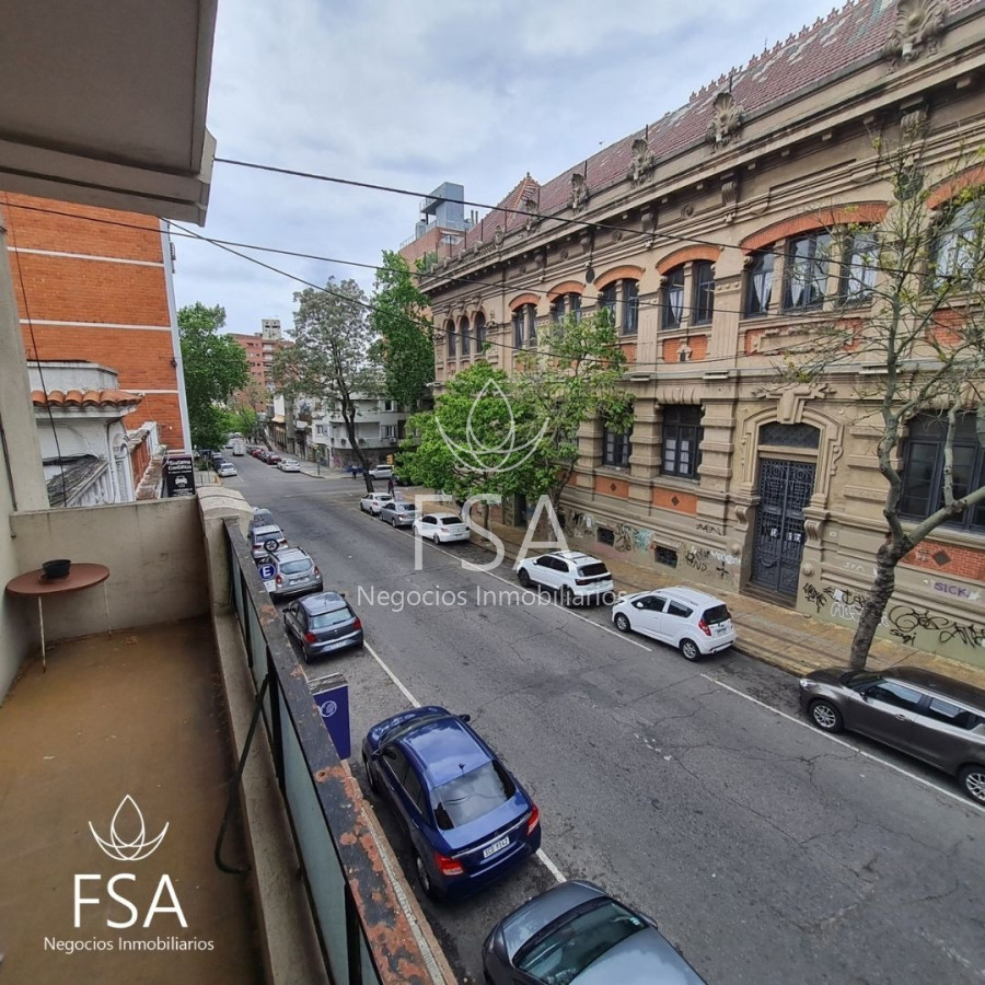 Apartamento ID.45 - Venta Apartamento 2 Dormitorios Balcón Cordon Sur Montevideo St
