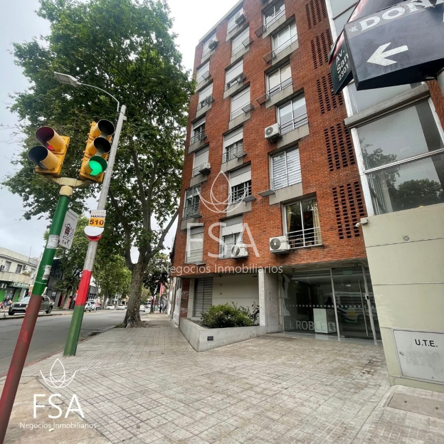 Apartamento ID.46 - Venta Apartamento 1 Dormitorio Amueblado Cochera Aguada Montevideo St