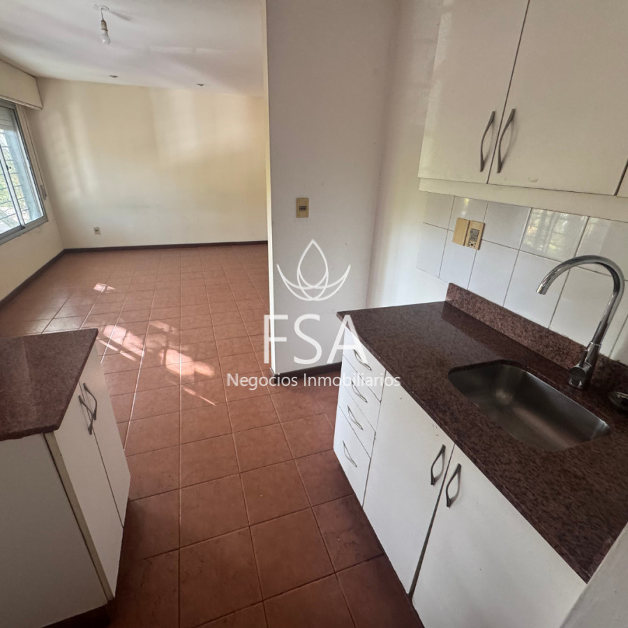 Apartamento ID.227 - Alquiler Apartamento Monoambiente Terraza Aguada Montevideo E