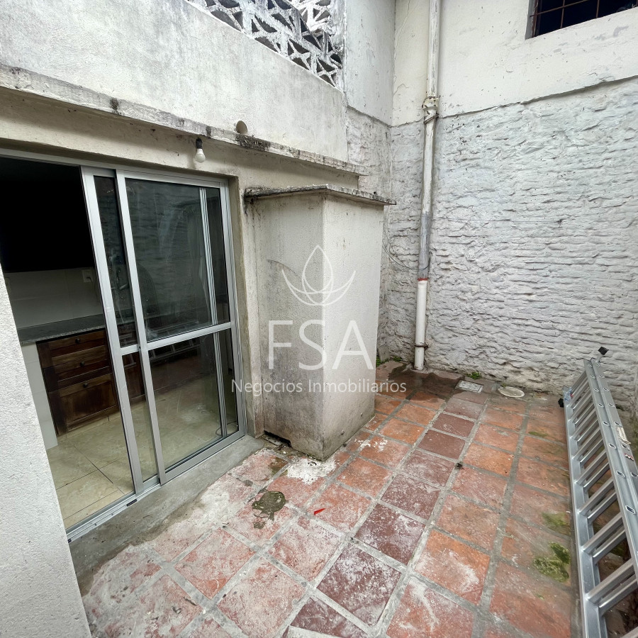 Apartamento ID.313 - Alquiler Apartamento 1 Dormitorio 2 Baños Terraza Patio Palermo Montevideo St