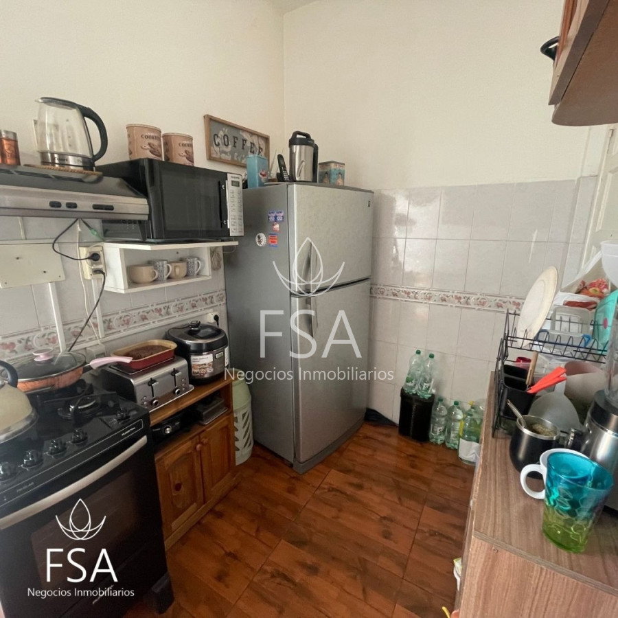 Apartamento ID.51 - Venta Apartamento 2 Dormitorios 2 Baños Balcón Centro Montevideo St