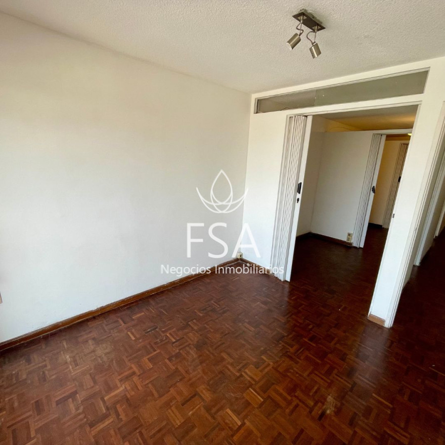 Apartamento ID.365 - Alquiler Apartamento Monoambiente con Divisiones Balcón Pocitos Montevideo St