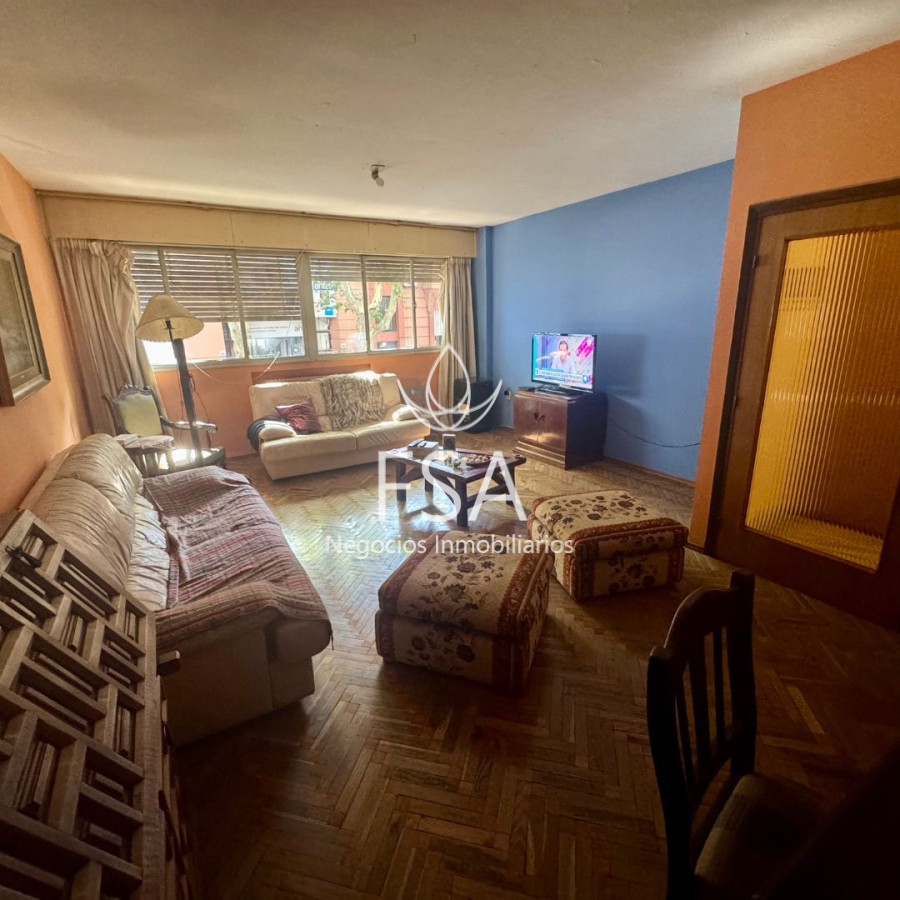 Apartamento ID.138 - Venta Apartamento 3 Plantas 6 Dormitorios 4 Baños 350 mts Barrio Sur Montevideo E