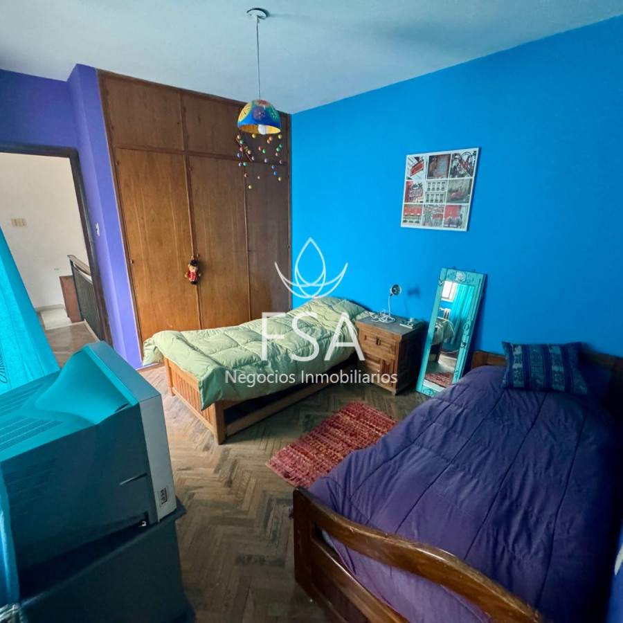 Apartamento ID.138 - Venta Apartamento 3 Plantas 6 Dormitorios 4 Baños 350 mts Barrio Sur Montevideo E