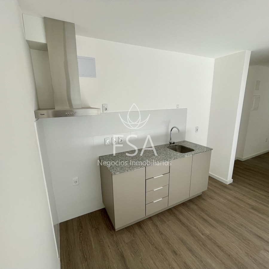 Apartamento ID.321 - Venta Apartamento 2 Dormitorios A Estrenar Con Patio Parque Batlle Montevideo St