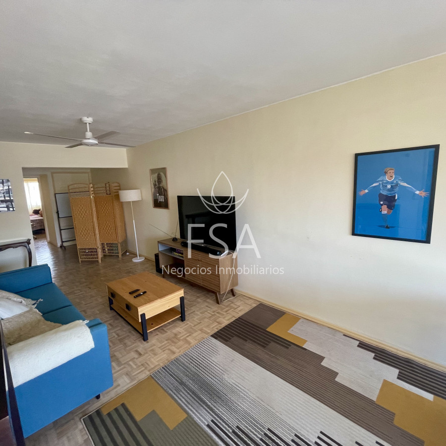Apartamento ID.178 - Alquiler Apartamento 2 Dormitorios Balcon Al Frente Punta Carretas Montevideo St