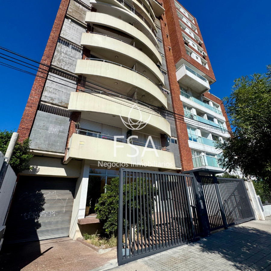 Apartamento ID.424 - Alquiler Apartamento 2 Dormitorios Garaje Parque Batlle Montevideo E