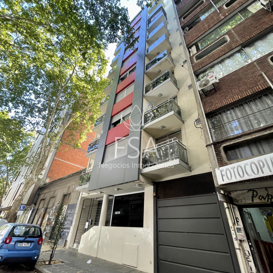 Apartamento ID.52 - Venta Apartamento 1 Dormitorio Balcón Con Renta Centro Montevideo St
