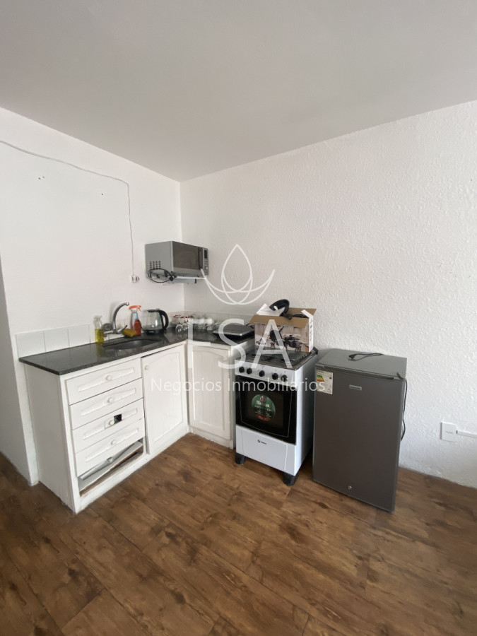 Apartamento ID.110 - Venta Monoambiente Amoblado con Renta Cordón Montevideo Ev