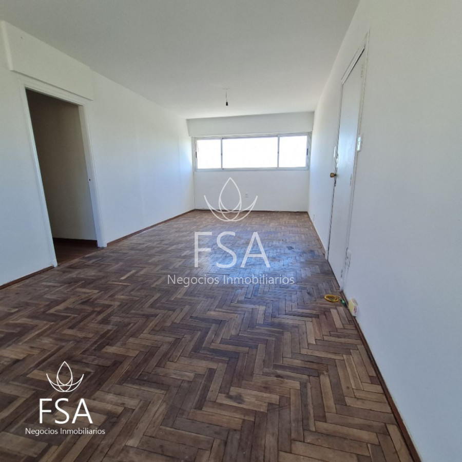 Apartamento ID.487 - Alquiler Apartamento 3 Dormitorios Vista Despejada Centro Montevideo E