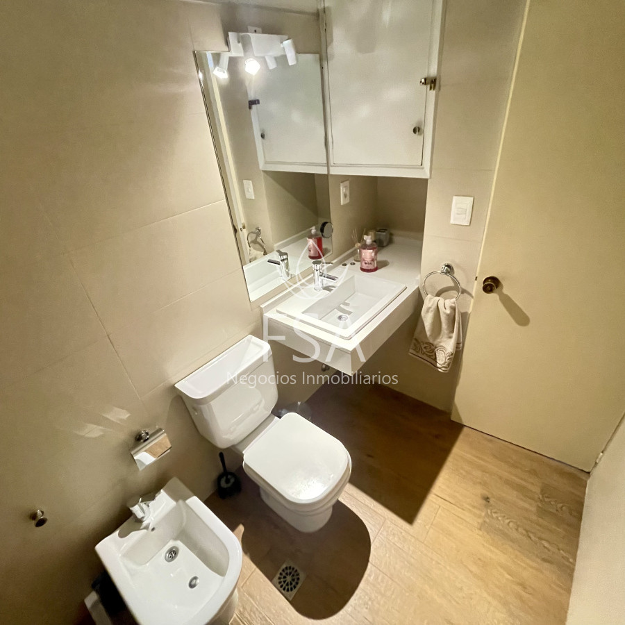 Apartamento ID.178 - Alquiler Apartamento 2 Dormitorios Balcon Al Frente Punta Carretas Montevideo St