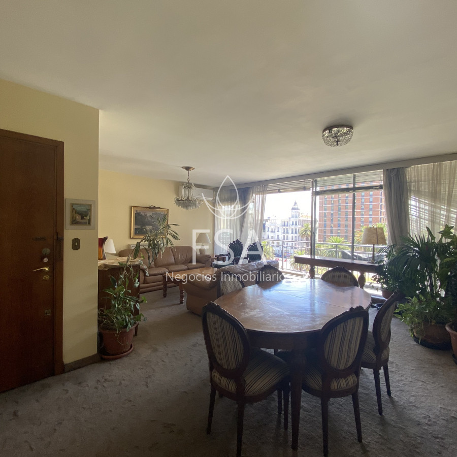 Apartamento ID.154 - Venta Apartamento 3 Dormitorios 3 Baños Centro Montevideo Ev