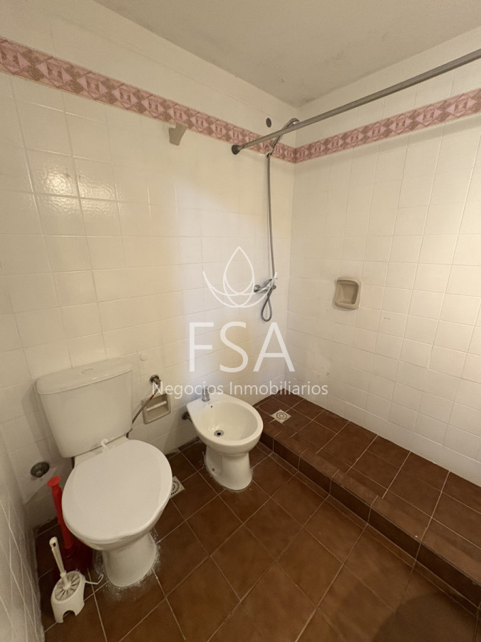 Apartamento ID.237 - Alquiler Apartamento Monambiente Cordón Montevideo Ev