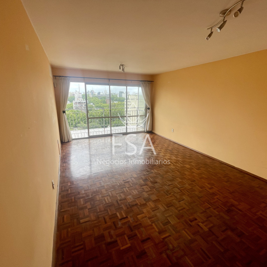 Apartamento ID.176 -  Alquiler Apartamento 3 Dormitorios Balcón al Frente Pocitos Montevideo St
