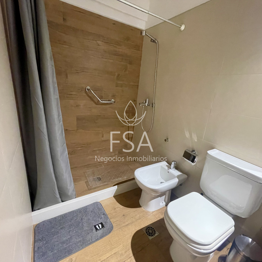 Apartamento ID.178 - Alquiler Apartamento 2 Dormitorios Balcon Al Frente Punta Carretas Montevideo St