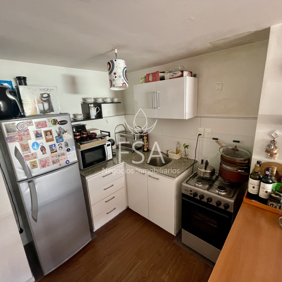Apartamento ID.52 - Venta Apartamento 1 Dormitorio Balcón Con Renta Centro Montevideo St