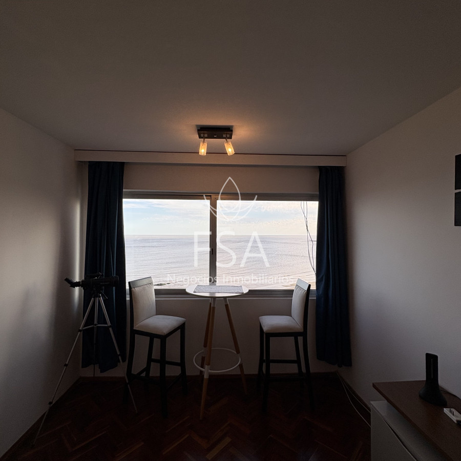 Apartamento ID.391 - Alquiler Apartamento 2 Dormitorios Vista al mar Malvín Montevideo Ev