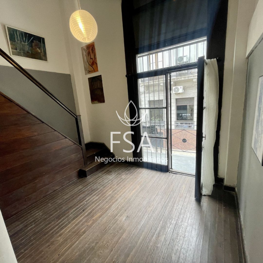 Apartamento ID.454 - Alquiler Apartamento 1 Dormitorio Estilo Loft Balcón Ciudad Vieja Montevideo St