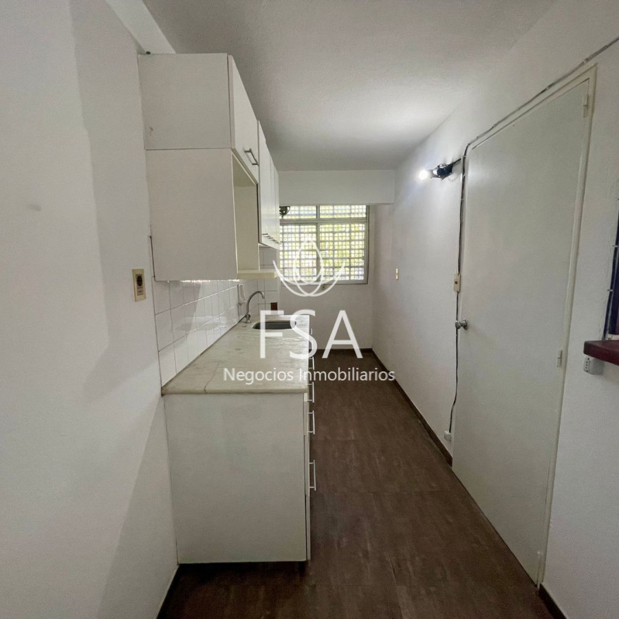 Apartamento ID.358 - Venta Apartamento 2 Dormitorios Balcón al Frente con Renta La Blanqueada Montevideo St