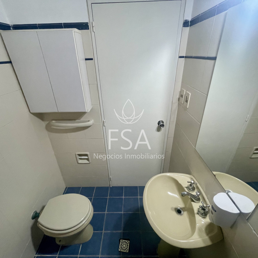Apartamento ID.176 -  Alquiler Apartamento 3 Dormitorios Balcón al Frente Pocitos Montevideo St