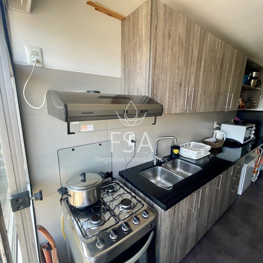 Apartamento ID.178 - Alquiler Apartamento 2 Dormitorios Balcon Al Frente Punta Carretas Montevideo St