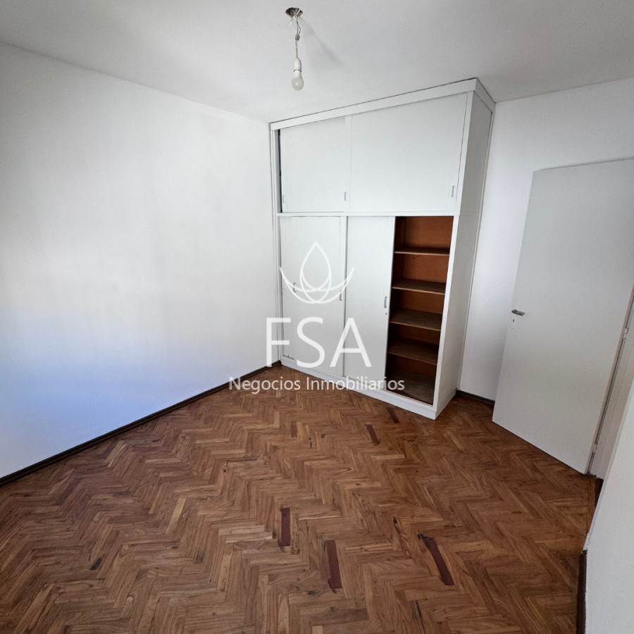 Apartamento ID.409 - Alquiler Apartamento 4 Dormitorios Malvin Sur Montevideo E