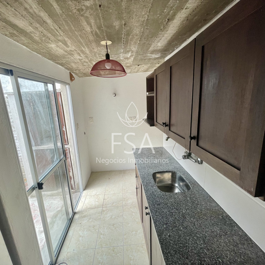 Apartamento ID.313 - Alquiler Apartamento 1 Dormitorio 2 Baños Terraza Patio Palermo Montevideo St