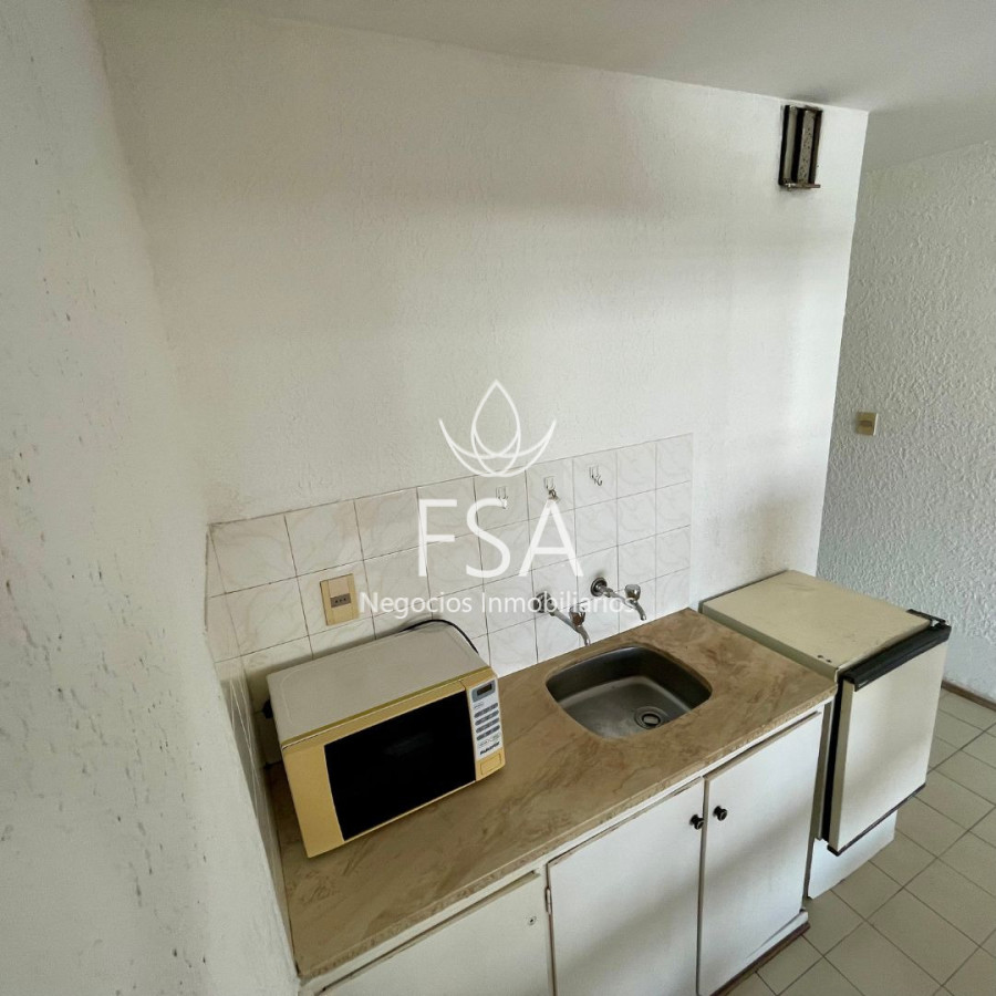 Apartamento ID.416 - Alquiler Apartamento Monoambiente Semi Amoblado Cordon Montevideo St