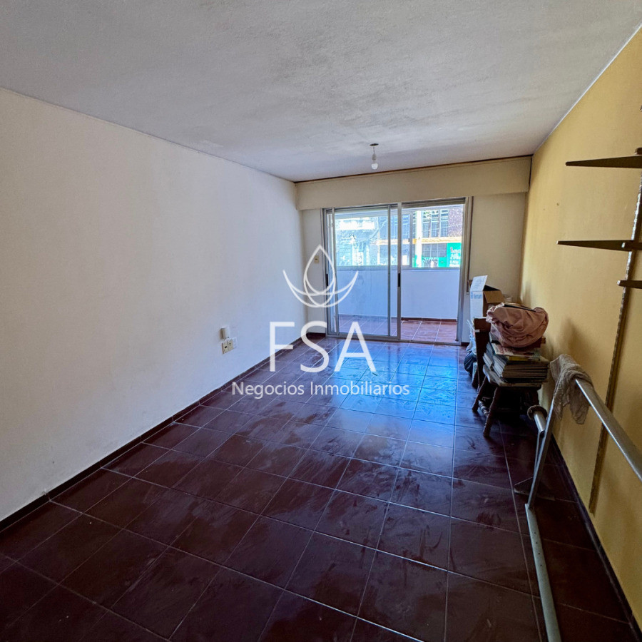 Apartamento ID.361 - Alquiler Apartamento 2 Dormitorios Balcón Garaje Aguada Montevideo E