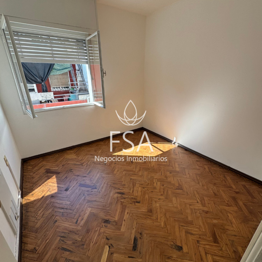 Apartamento ID.409 - Alquiler Apartamento 4 Dormitorios Malvin Sur Montevideo E