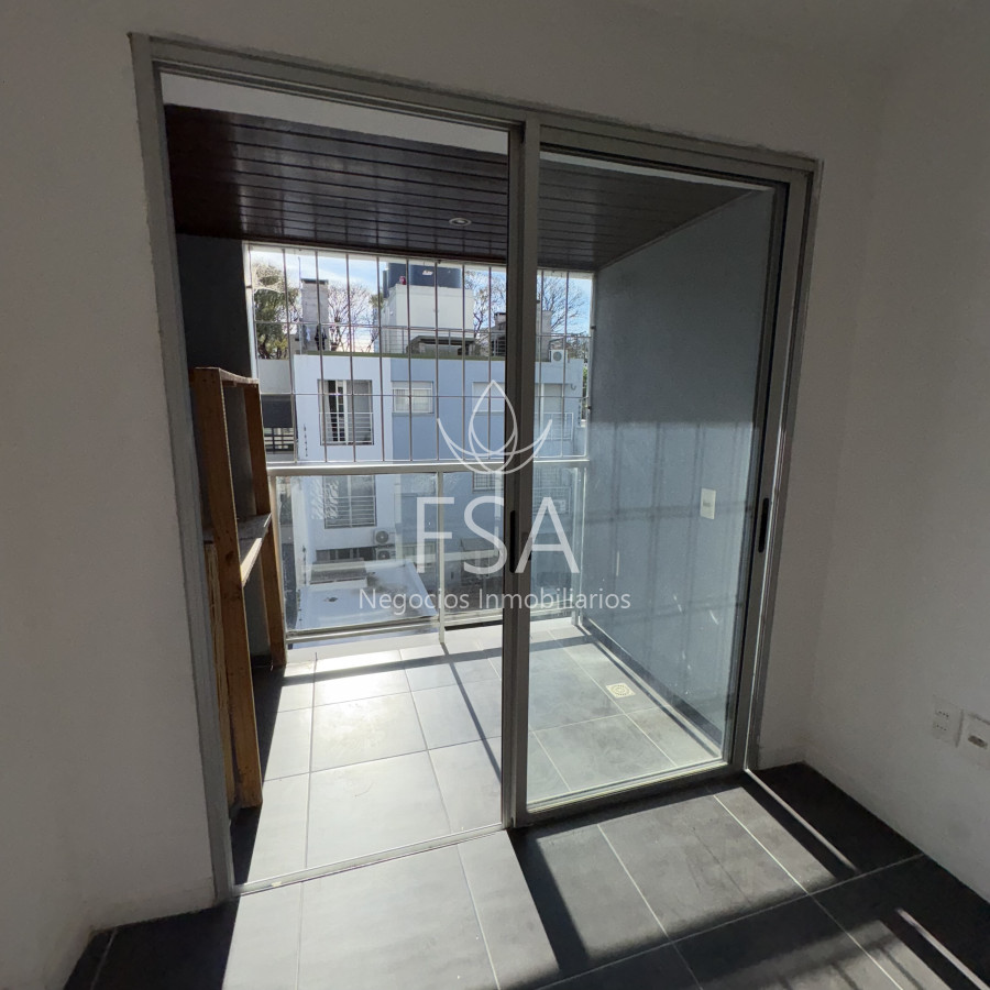 Apartamento ID.386 - Alquiler Apartamento 1 Dormitorio Piscina Pocitos Montevideo Ev