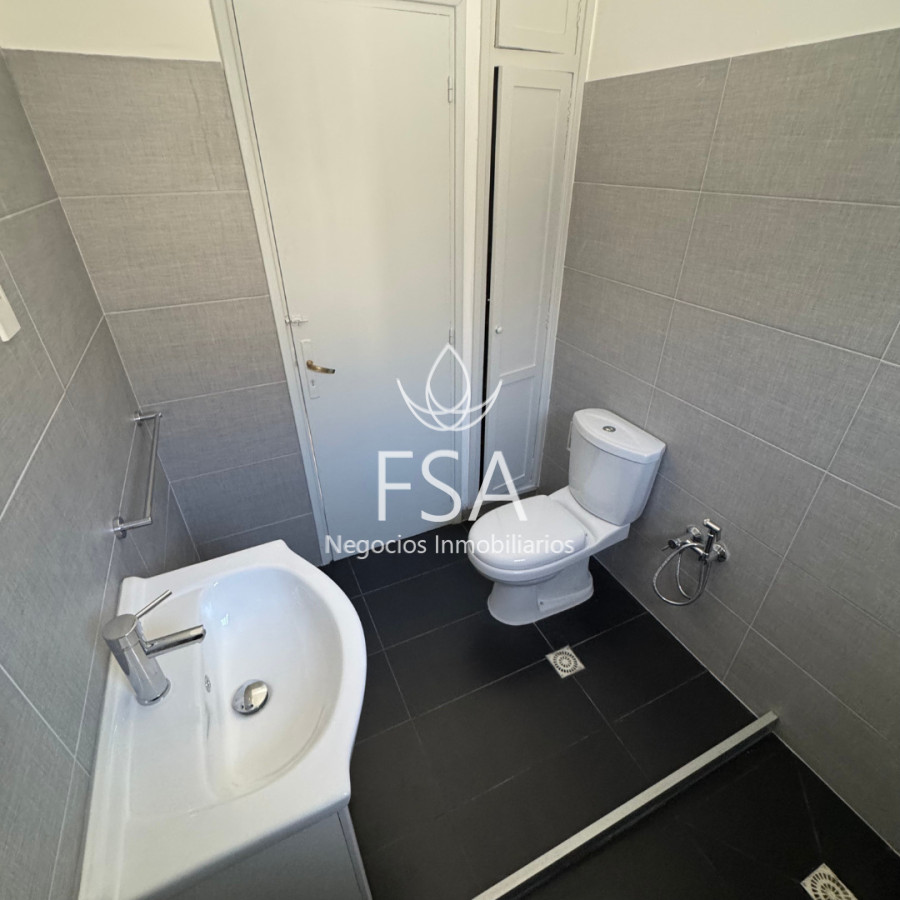 Apartamento ID.409 - Alquiler Apartamento 4 Dormitorios Malvin Sur Montevideo E