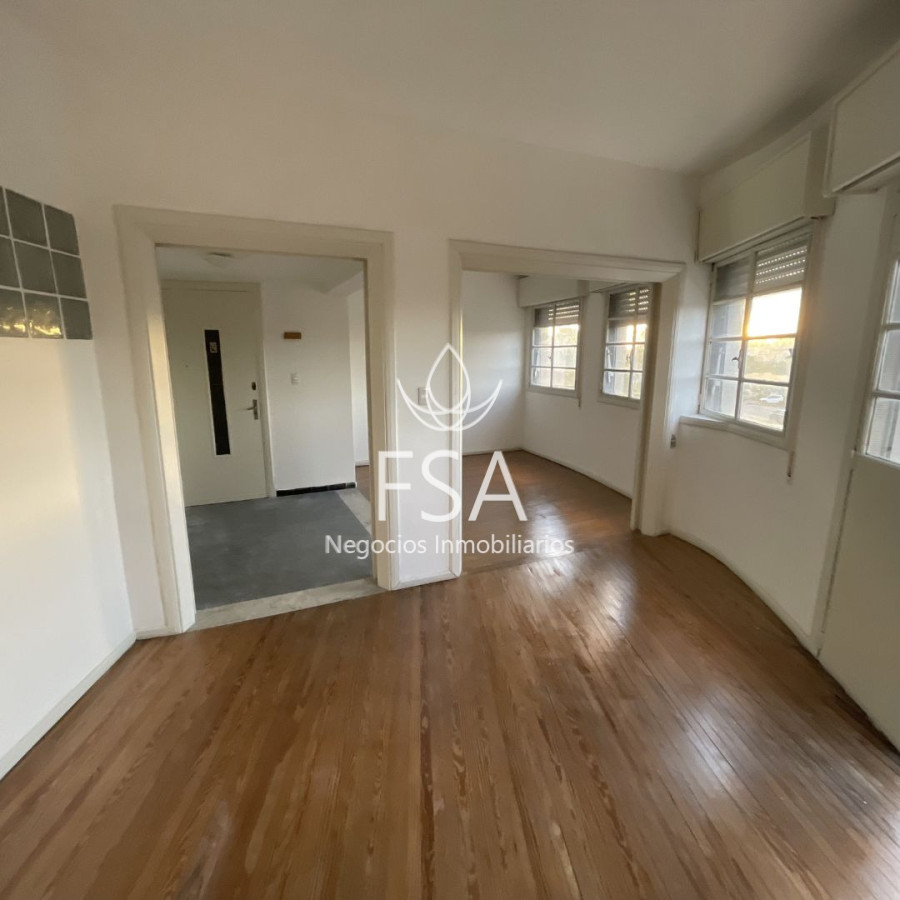 Apartamento ID.460 - Alquiler Apartamento 3 Dormitorios Balcón Prado Montevideo St