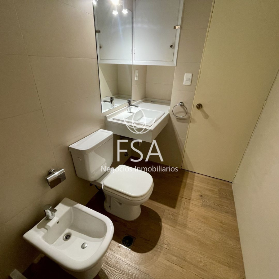 Apartamento ID.178 - Alquiler Apartamento 2 Dormitorios Balcon Al Frente Punta Carretas Montevideo St