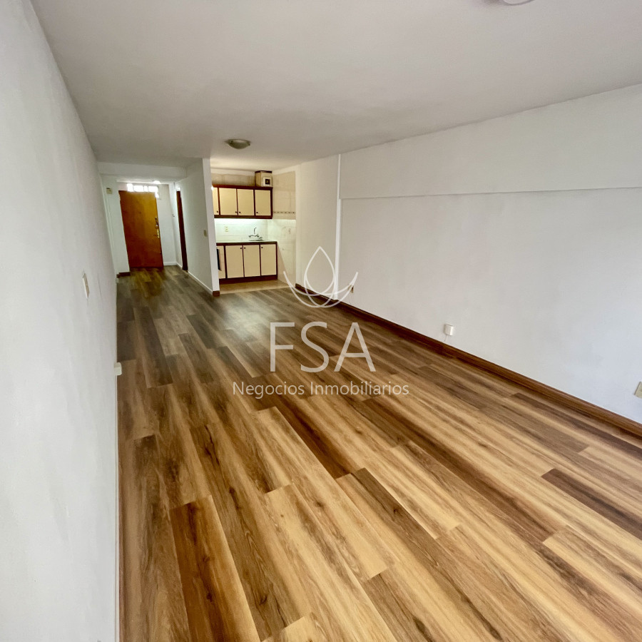 Apartamento ID.261 - Alquiler Apartamento Monoambiente Balcón Pocitos Montevideo St