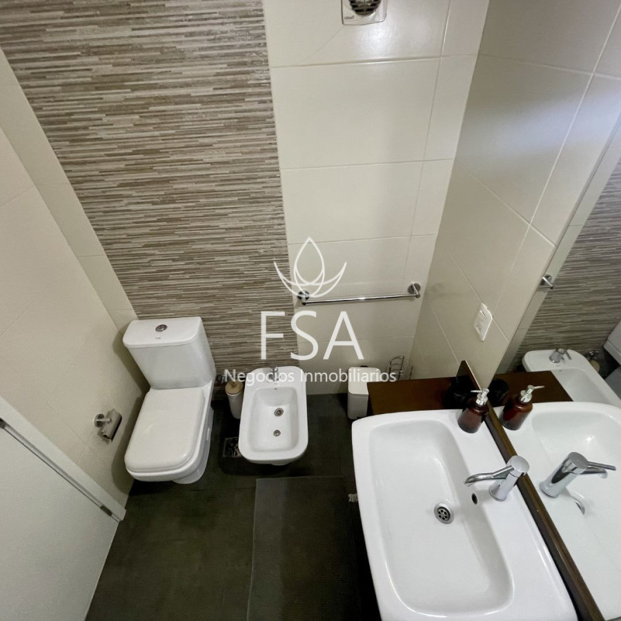 Apartamento ID.450 - Alquiler Apartamento 1 Dormitorio Amueblado Balcón Ciudad Vieja Montevideo St