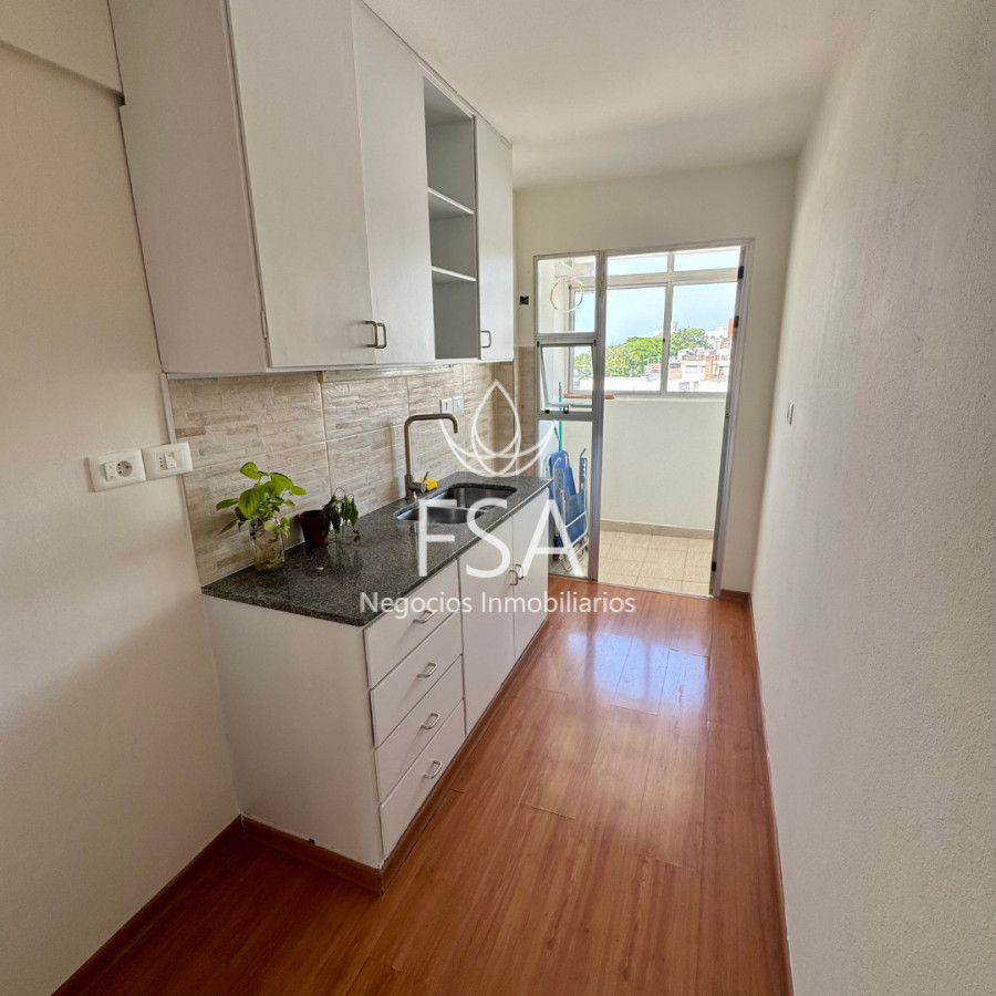Apartamento ID.439 - Alquiler Apartamento 2 Dormitorios Cochera Buceo Montevideo E