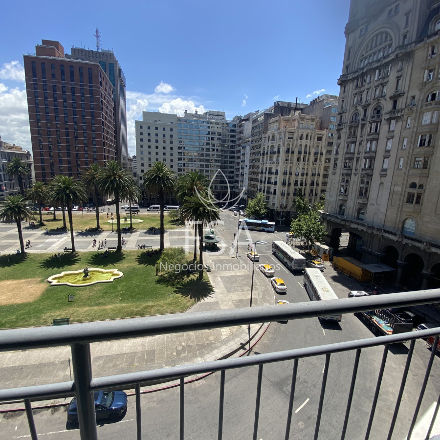 Apartamento ID.154 - Venta Apartamento 3 Dormitorios 3 Baños Centro Montevideo Ev