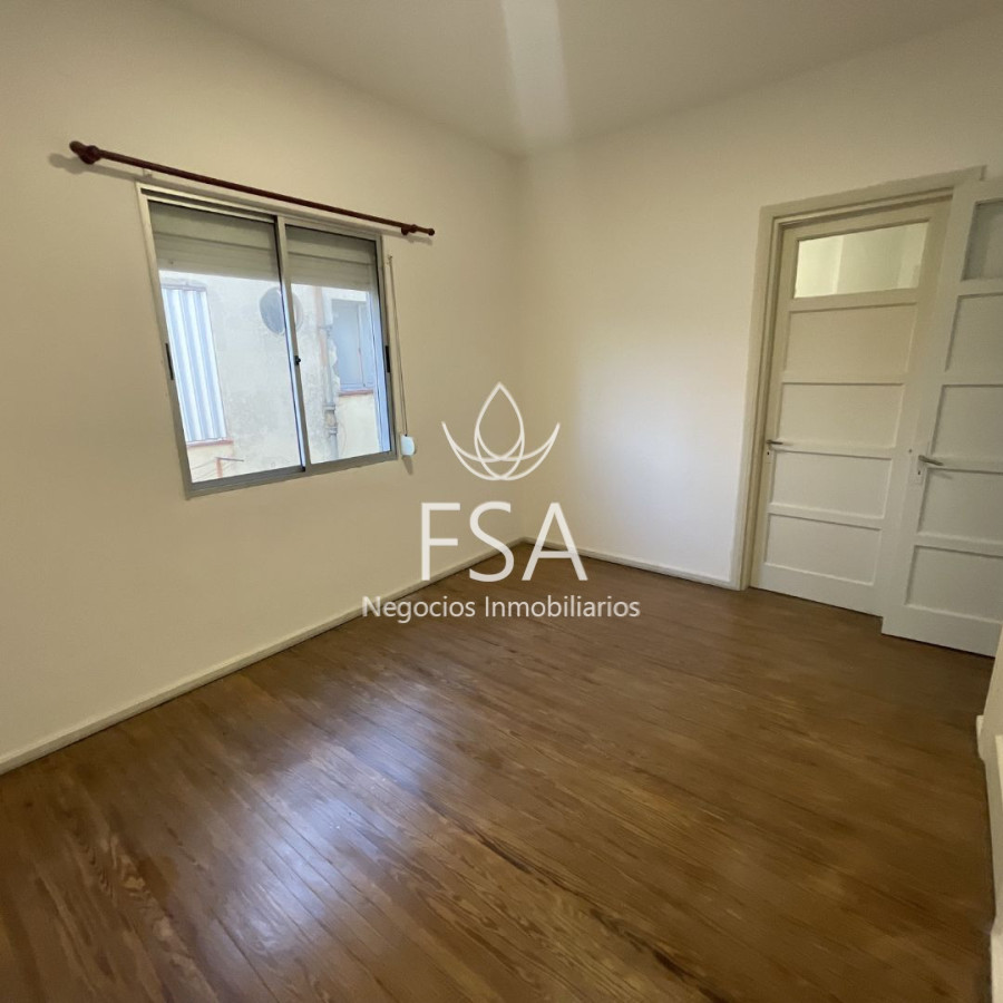 Apartamento ID.460 - Alquiler Apartamento 3 Dormitorios Balcón Prado Montevideo St