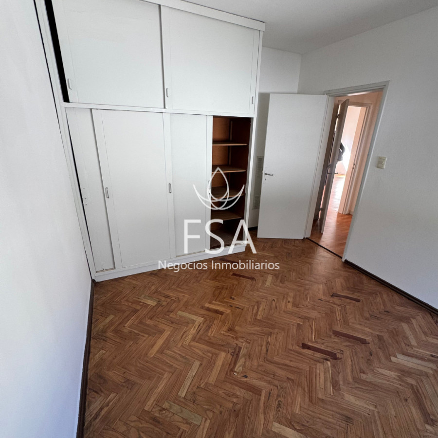 Apartamento ID.409 - Alquiler Apartamento 4 Dormitorios Malvin Sur Montevideo E