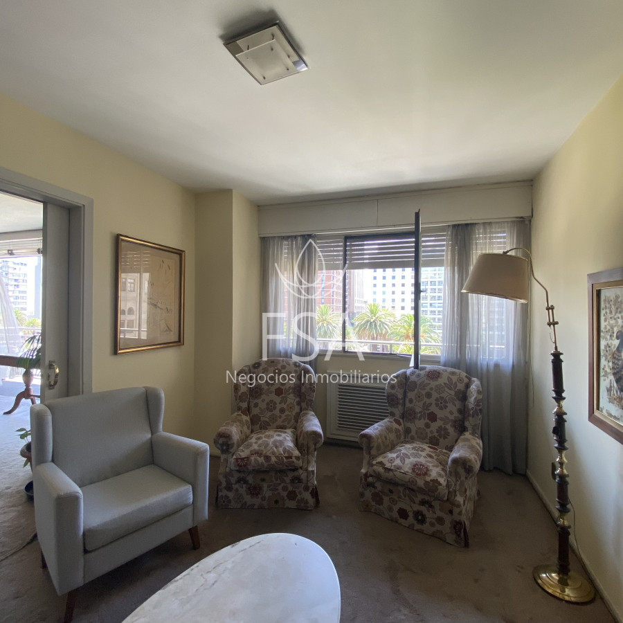 Apartamento ID.154 - Venta Apartamento 3 Dormitorios 3 Baños Centro Montevideo Ev